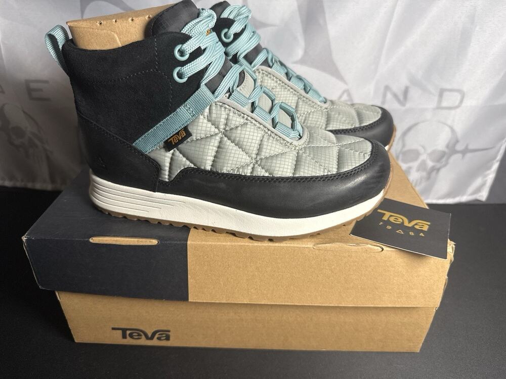 Teva Women's ReEmber Commute Waterproof booties Women’s 5.5 MSRP $140